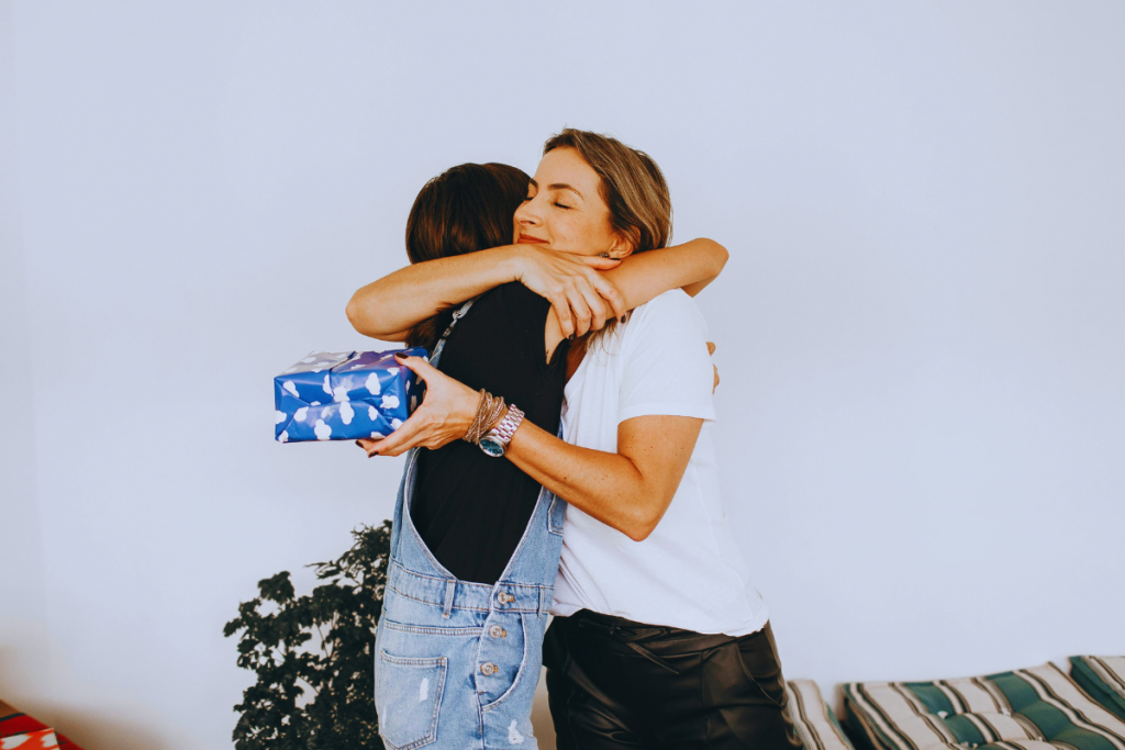 Choosing the Right Way to Say Thank You