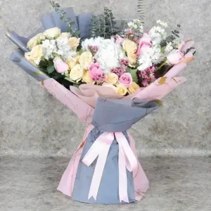 Hug 19 Flower Bouquet